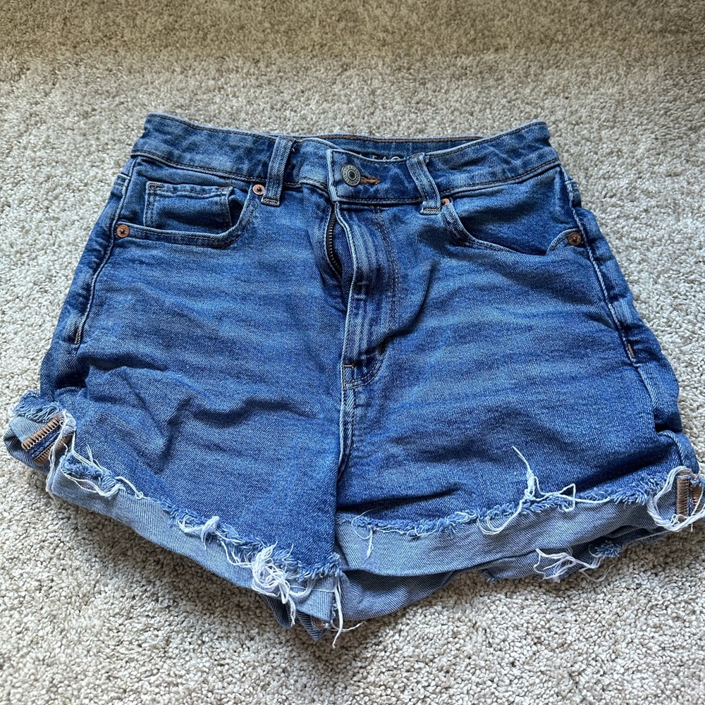 American Eagle dark wash jean shorts